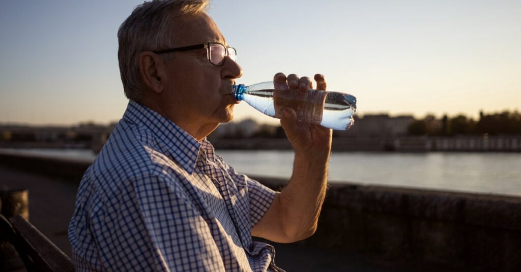 Drinking water before a flight